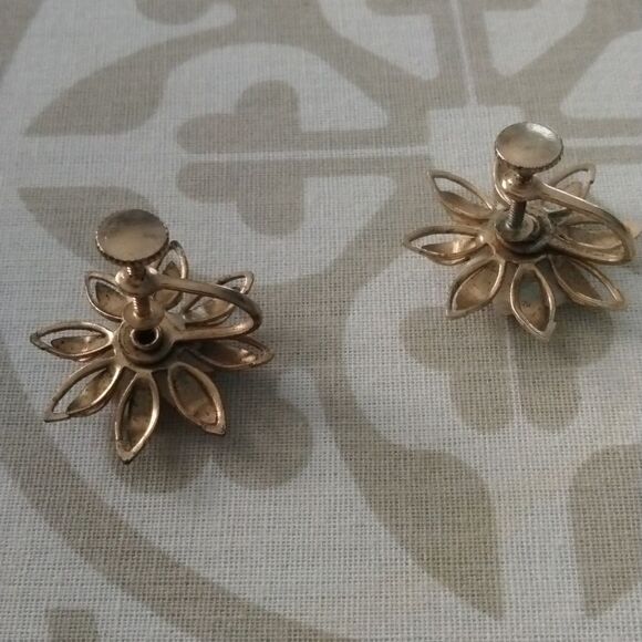 Vintage Earrings  - Picture 4 of 4